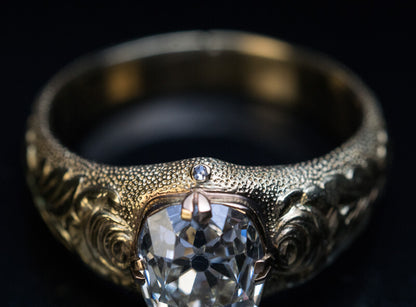 Beautiful Gold Bracelet with Unique Style