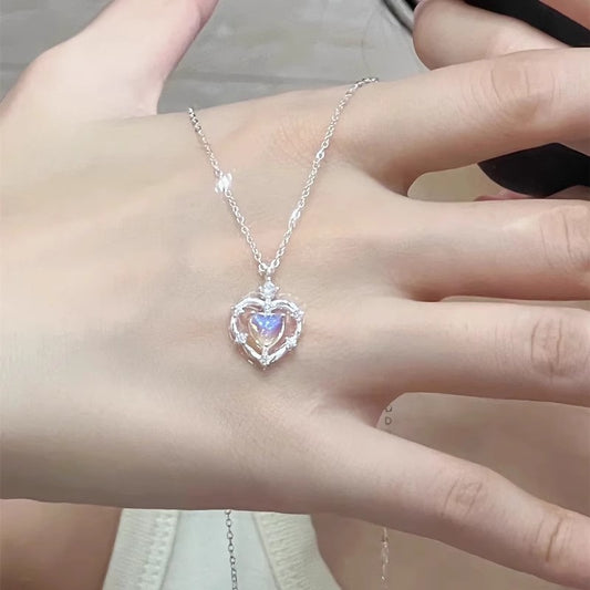 Stunning Necklace for Daily Wear
