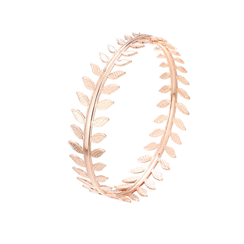 Classic Gold Bracelet with Timeless Appeal