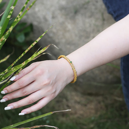 Beautiful Gold Bracelet with Unique Style