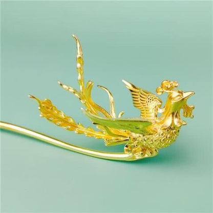 Charming Silver Piece for Any Occasion