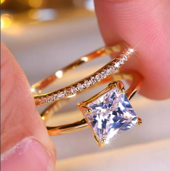 Stunning Gold Ring for Daily Wear