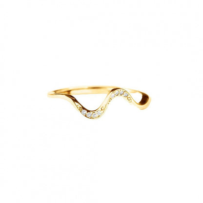 Charming Piece for Any Occasion