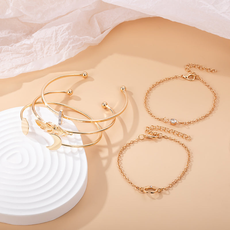 Delicate Artisan Gold Bracelet