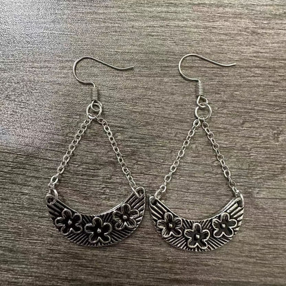 Romantic Earring for Special Moments