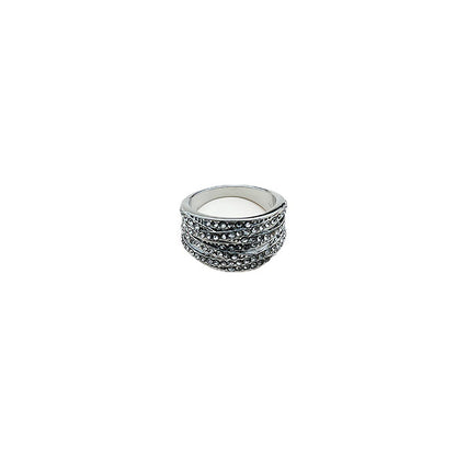 Charming Piece for Any Occasion
