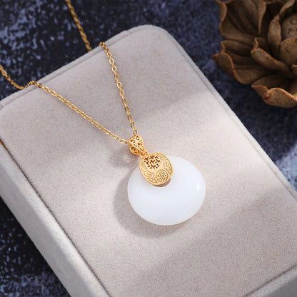Romantic Gold Necklace for Special Moments