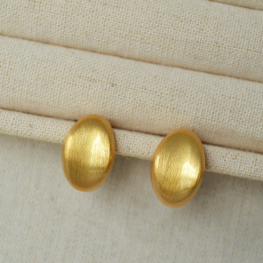 Classic Earring with Timeless Appeal