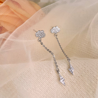 Charming Earring for Any Occasion