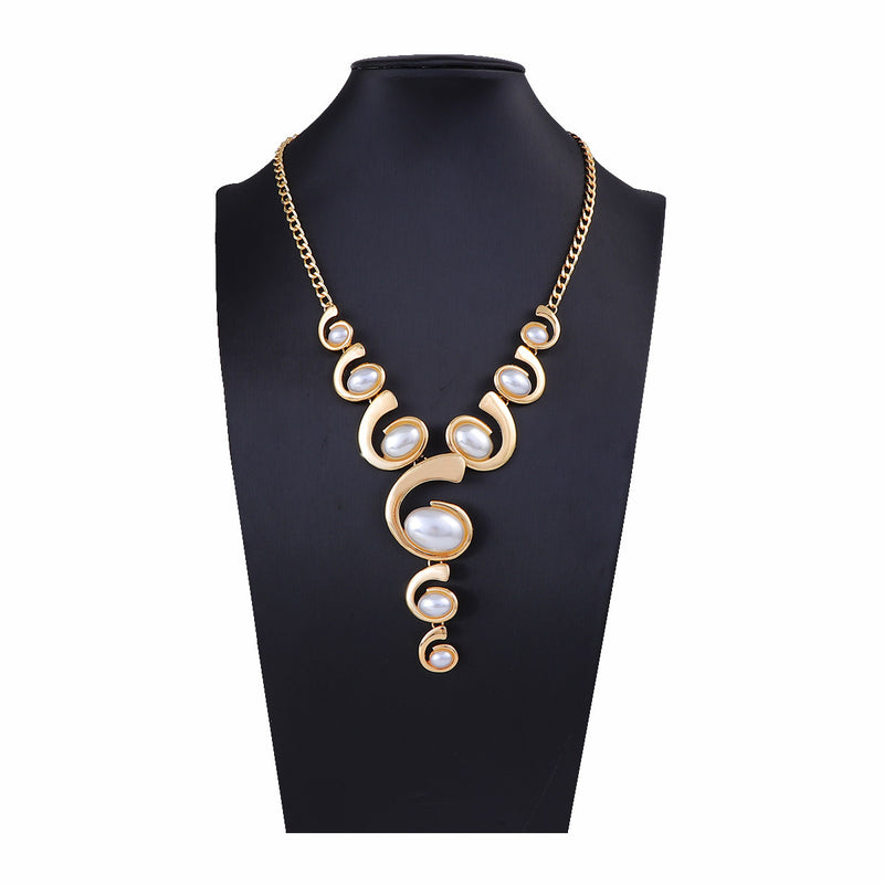 Charming Pearl Necklace for Any Occasion