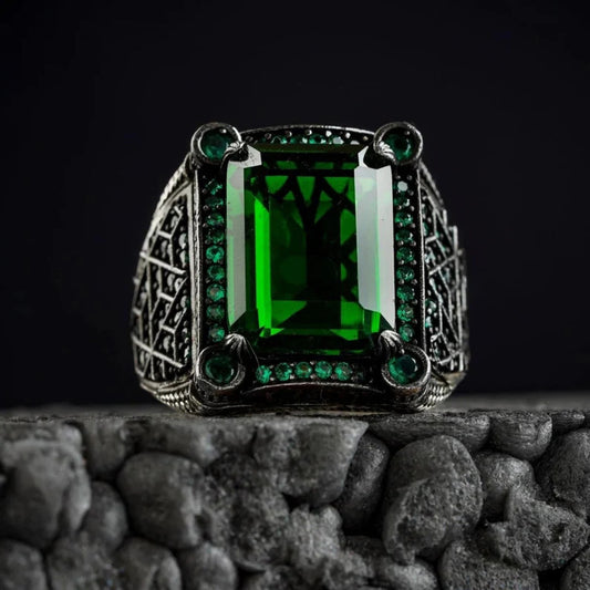 Elegant Silver Ring for Every Occasion