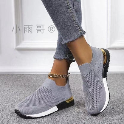 Classic Orthopedic Sneakers with Timeless Style