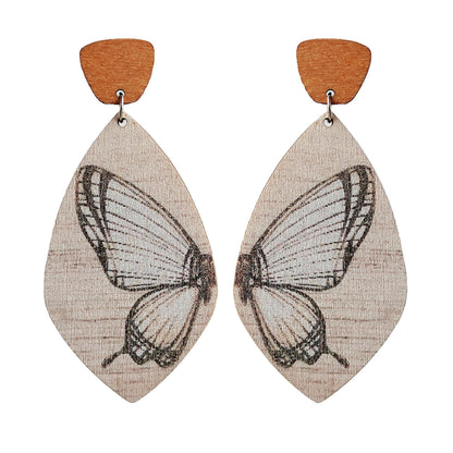 Charming Earring for Any Occasion