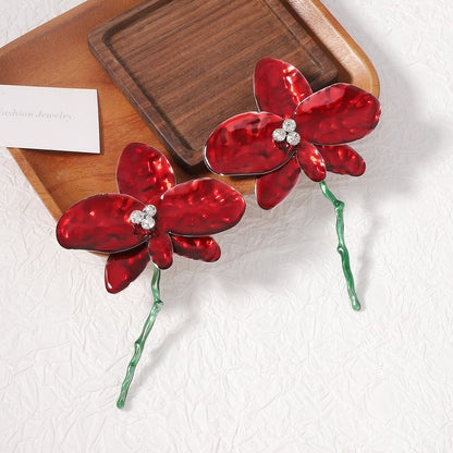 Classic Earring with Timeless Appeal