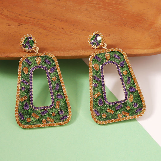 Charming Earring for Any Occasion