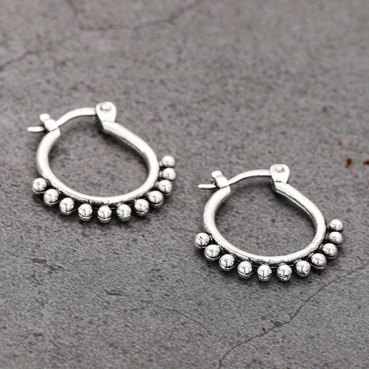 Charming Earring for Any Occasion