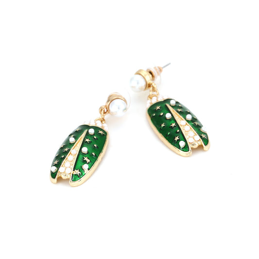 Charming Pearl Earring for Any Occasion
