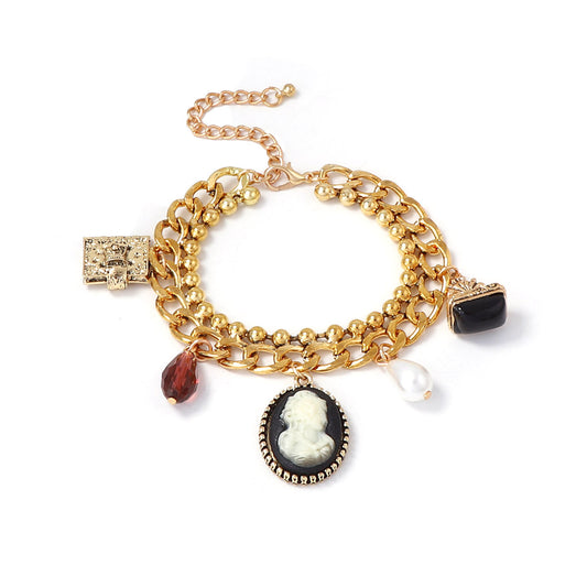 Charming Piece for Any Occasion