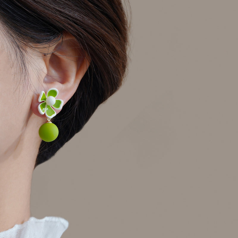 Beautiful Earring with Unique Style