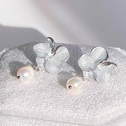 Classic Pearl Earring with Timeless Appeal
