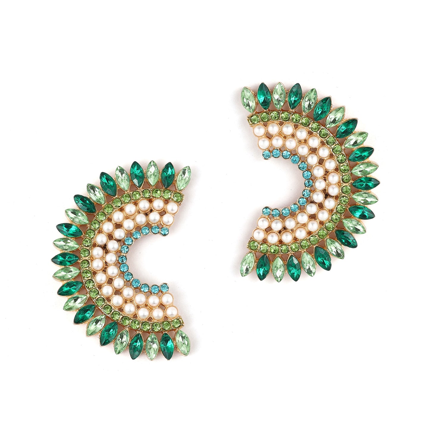 Classic Pearl Earring with Timeless Appeal