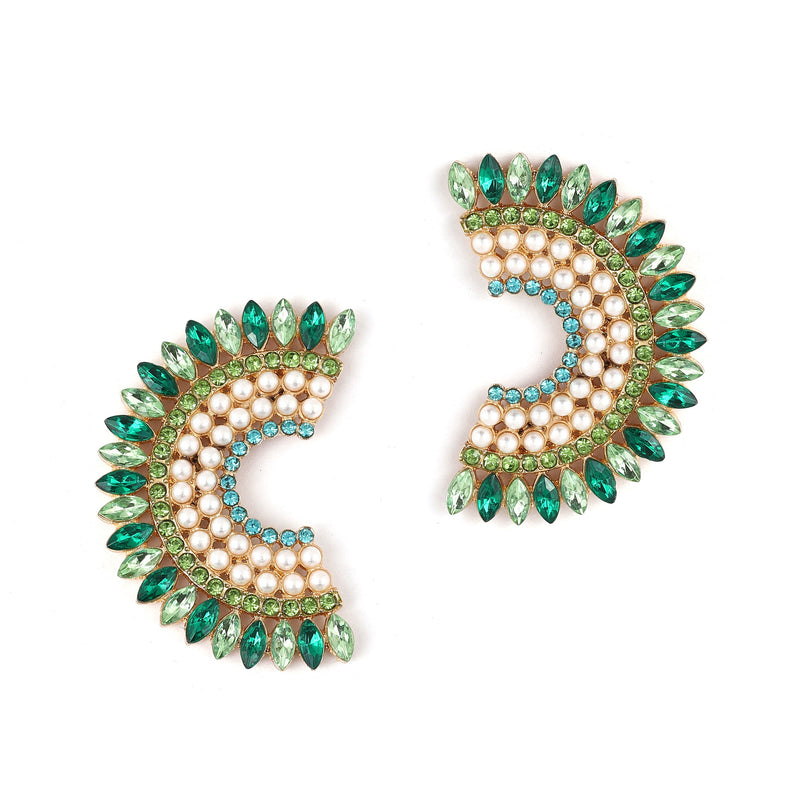 Classic Pearl Earring with Timeless Appeal
