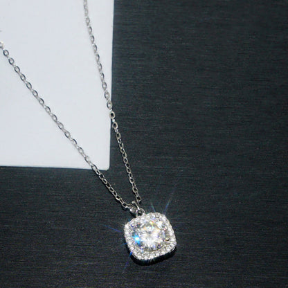 Romantic Necklace for Special Moments