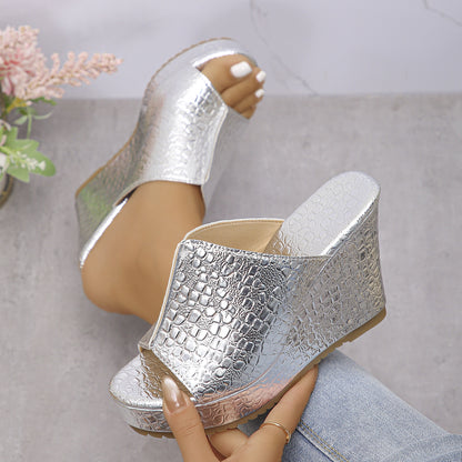 Graceful Orthopedic Sandals for Modern Look