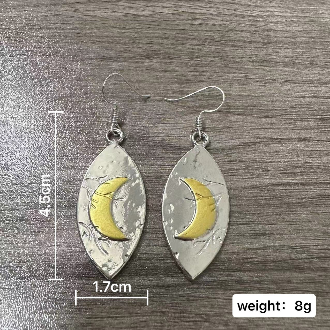 Charming Earring for Any Occasion