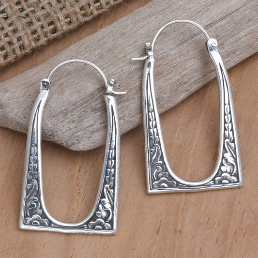 Stunning Earring for Daily Wear