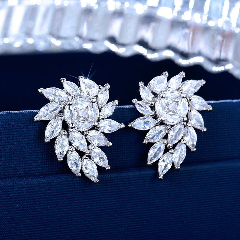 Romantic Earring for Special Moments