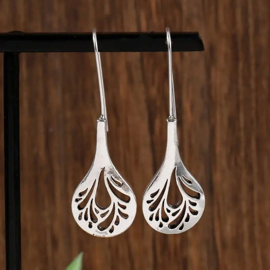 Classic Earring with Timeless Appeal