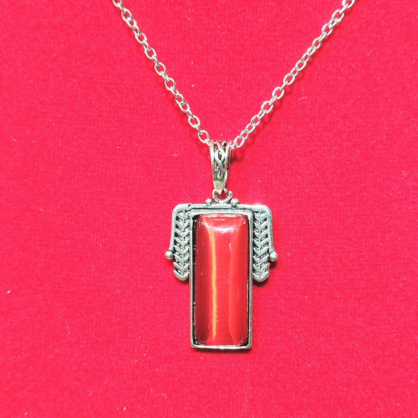 Classic Necklace with Timeless Appeal