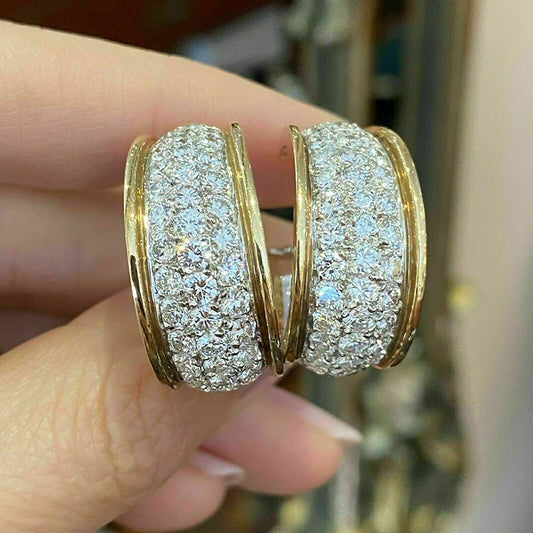 Charming Piece for Any Occasion