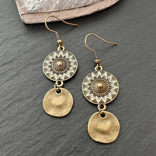 Charming Earring for Any Occasion