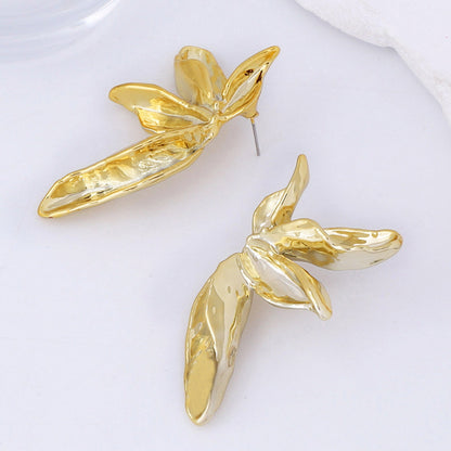 Elegant Earring for Every Occasion