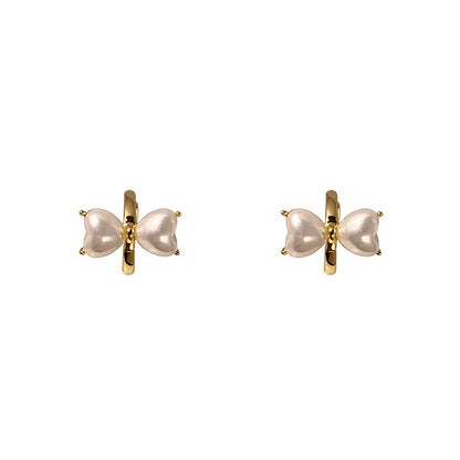 Stunning Pearl Earring for Daily Wear