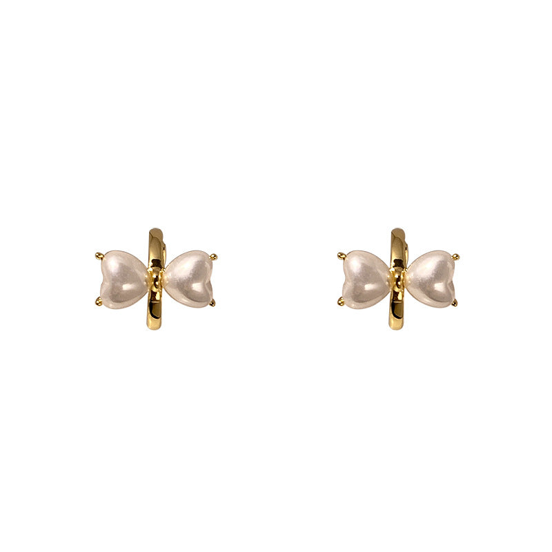 Stunning Pearl Earring for Daily Wear
