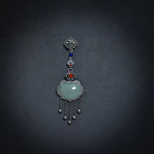 Beautiful Silver Pendant with Unique Style