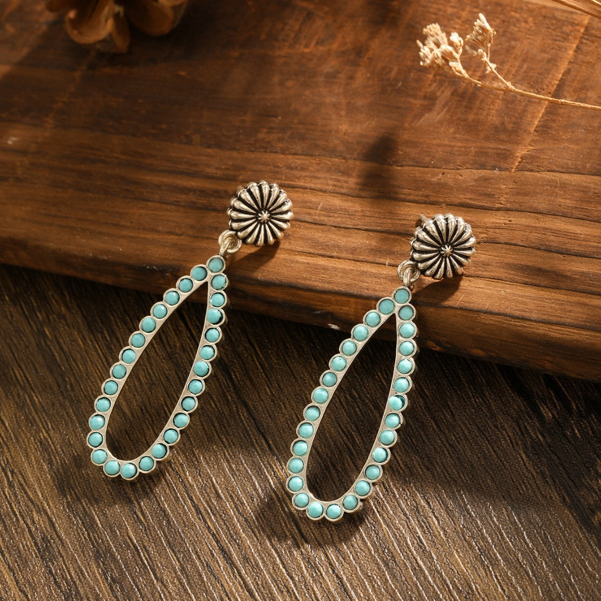Classic Earring with Timeless Appeal
