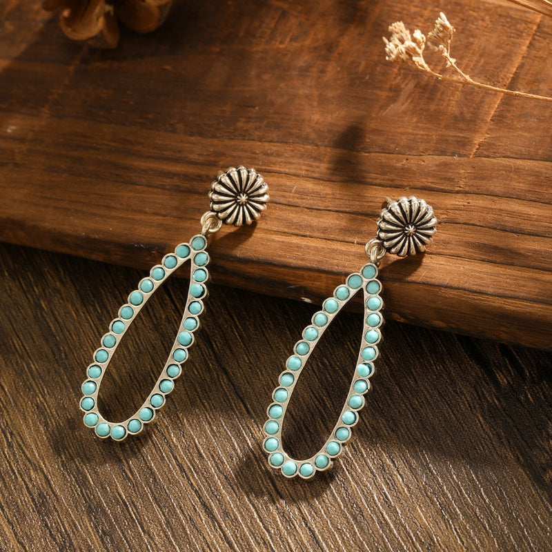 Classic Earring with Timeless Appeal
