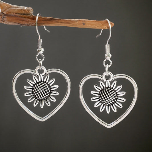 Charming Earring for Any Occasion