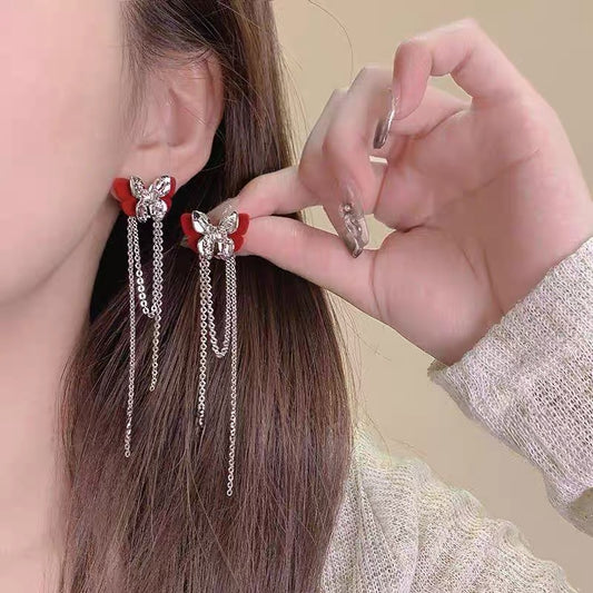 Charming Earring for Any Occasion