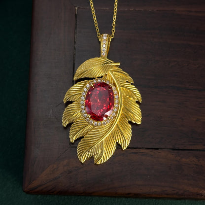 Beautiful Gold Necklace with Unique Style