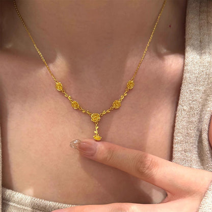Charming Gold Necklace for Any Occasion