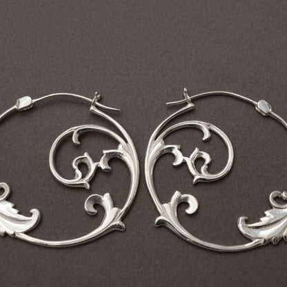 Vintage Handmade Earring