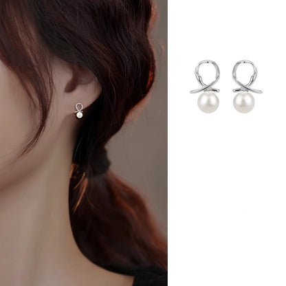 Stunning Pearl Earring for Daily Wear