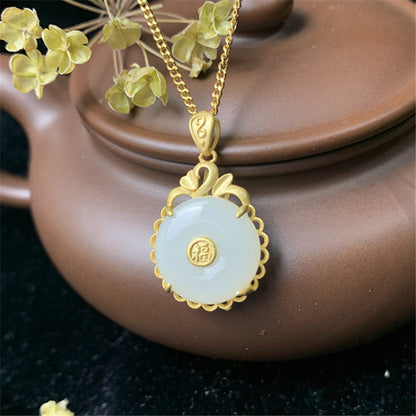 Classic Gold Necklace with Timeless Appeal