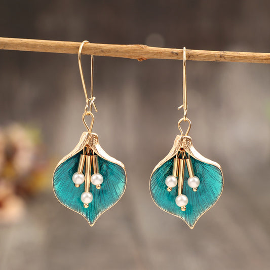 Romantic Pearl Earring for Special Moments