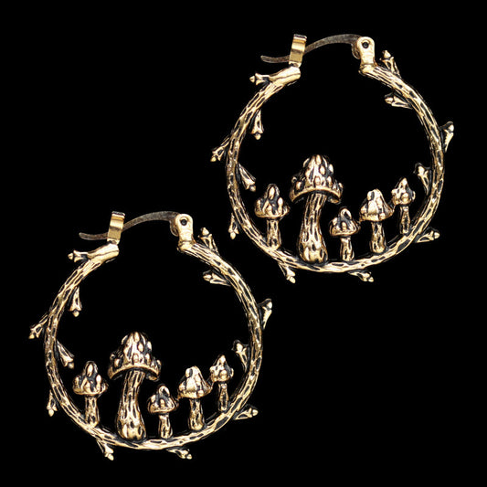 Charming Gold Earring for Any Occasion